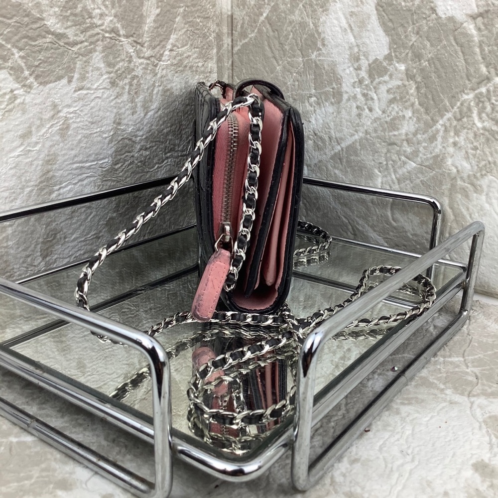 Chanel WOC - Picture 2 of 11